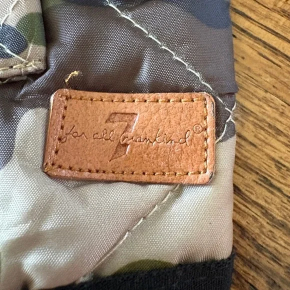 7 For All Mankind Vest 24M Quilted Camouflage Sleeveless Jacket Toddler NWOT - Picture 4 of 5